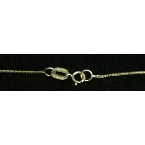 14k 1.4g Yellow Gold Chain Necklace. 18