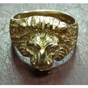 Lion Ring with 3 Diamonds 10k Gold 5.1g Size 7.25